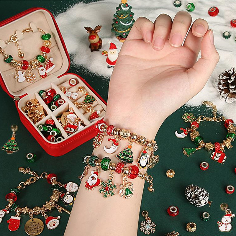 Christmas Gift Box Series Charm Bracelet Diy Making Kit, Creative Children DIY Bracelet Jewelry, Bead Jewelry Making Kit Birthday Gift, Female Christmas Family Gift for Friends