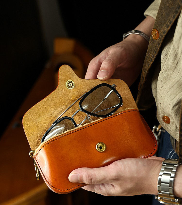 Retro Tanned Leather Glasses Case